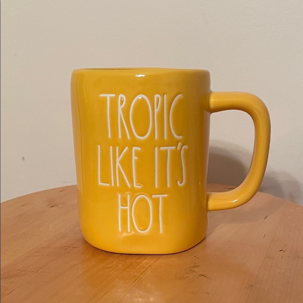 Rae Dunn “Tropic Like It’s Hot” Mug